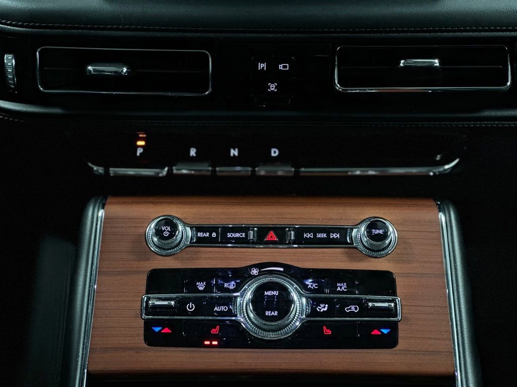 Used 2024 Lincoln Aviator Reserve RWD image 23