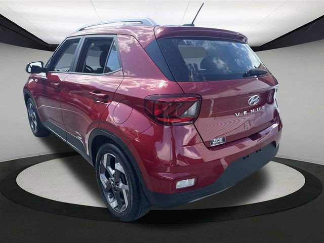 Certified 2023 Hyundai Venue SEL image 7