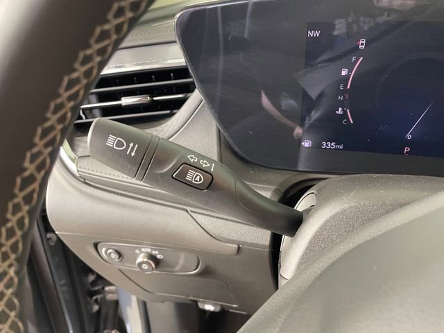 Certified 2025 Buick Encore GX Preferred w/ Advanced Technology Package AWD/4WD image 13