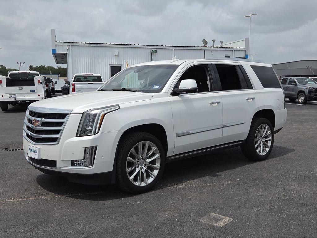 Used 2018 Cadillac Escalade Premium Luxury RWD image 2