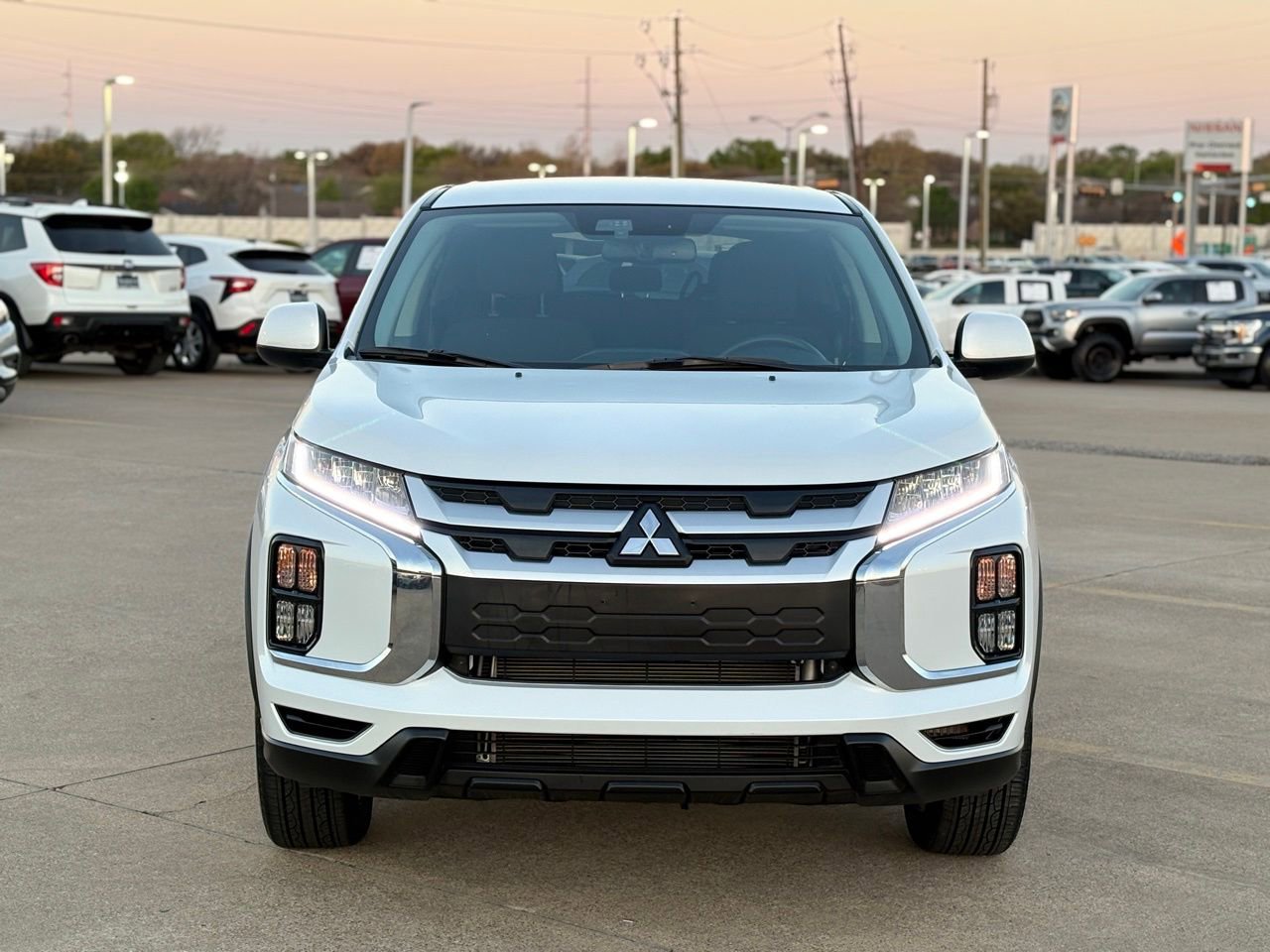 Used 2024 Mitsubishi Outlander Sport 2.0 ES image 4