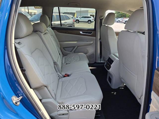 Certified 2026 Volkswagen Atlas SE FWD image 17