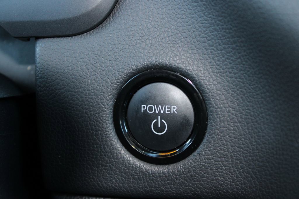 Used 2025 Toyota Sequoia SR5 image 44