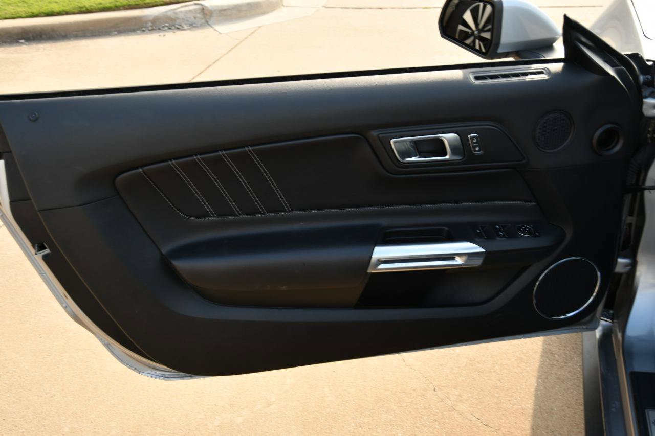 Used 2023 Ford Mustang Premium RWD image 7