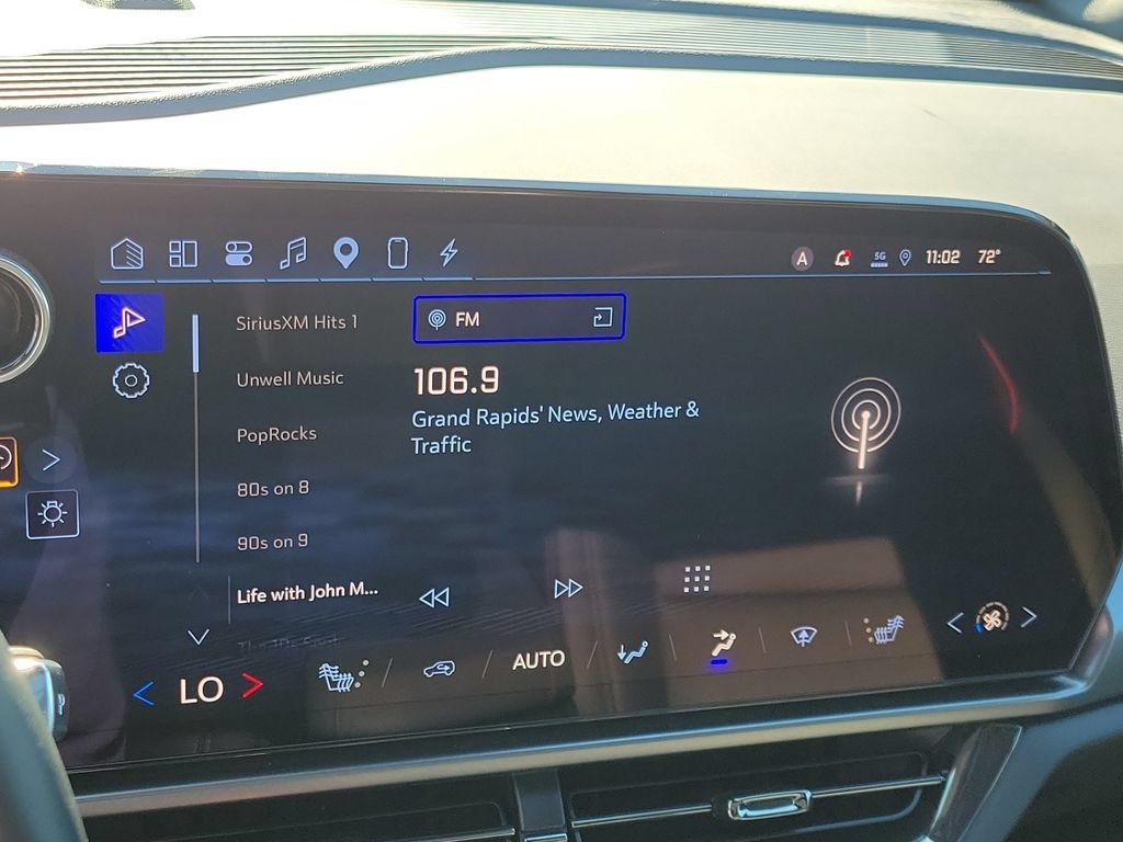 Certified 2024 Chevrolet Equinox EV RS FWD image 27