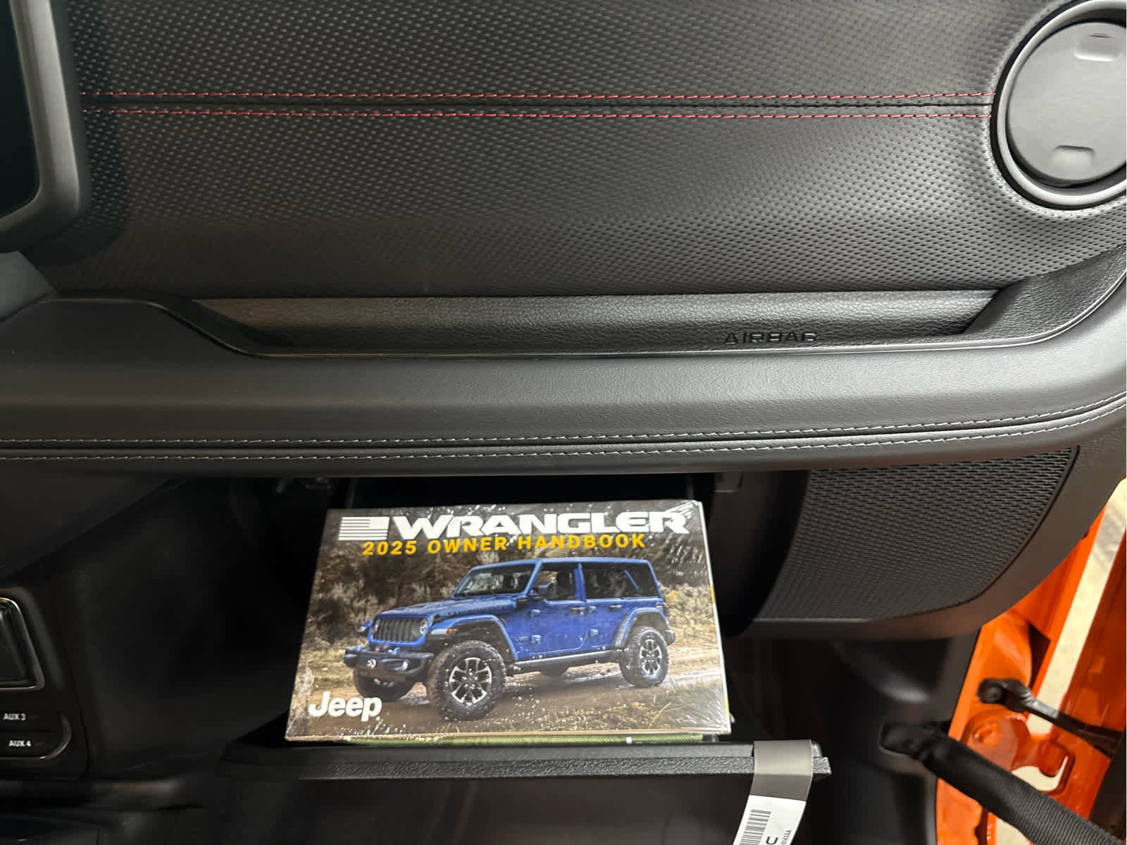 New 2025 Jeep Wrangler Unlimited Rubicon image 26