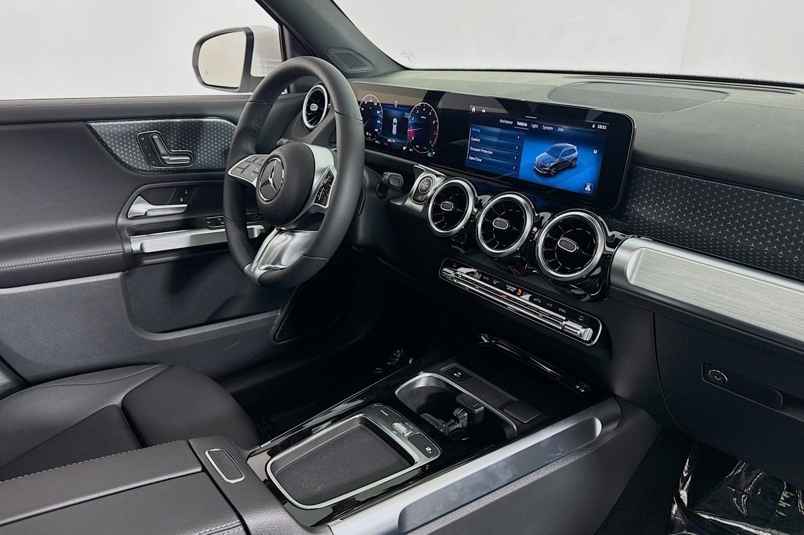 New 2026 Mercedes-Benz GLB 250 image 6