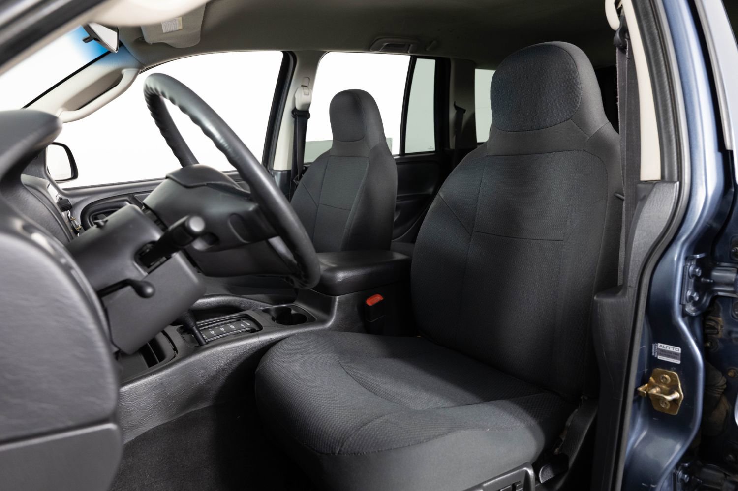 Used 2004 Jeep Grand Cherokee Laredo w/ Convenience Group AWD/4WD image 15