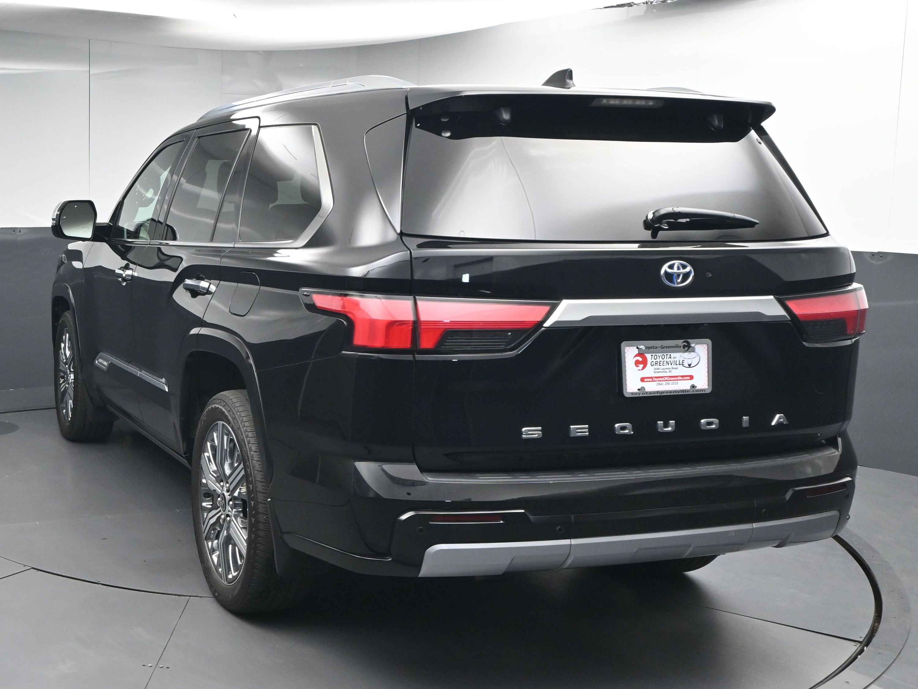 Certified 2024 Toyota Sequoia Capstone image 7