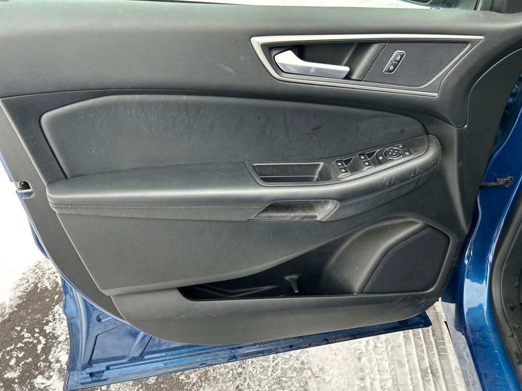 Used 2022 Ford Edge SEL w/ Convenience Package AWD/4WD image 17