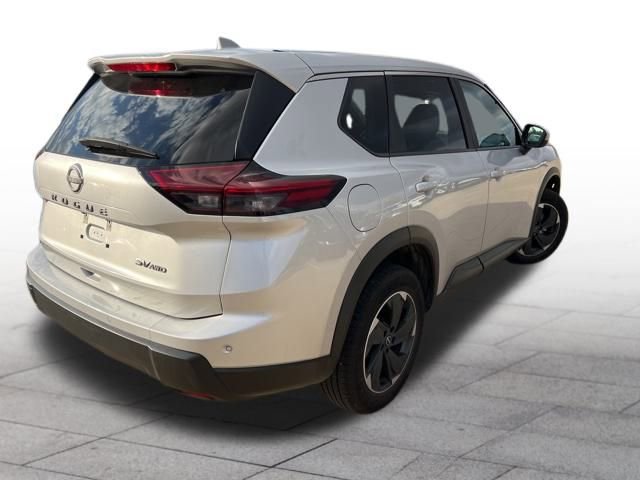 Used 2024 Nissan Rogue SV image 6