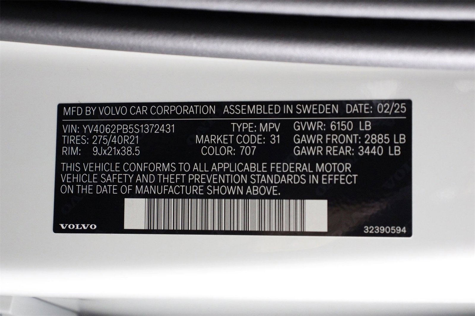 New 2025 Volvo XC90 B6 Plus image 17