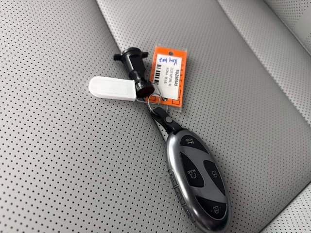 Used 2025 Hyundai Kona Limited AWD/4WD image 28