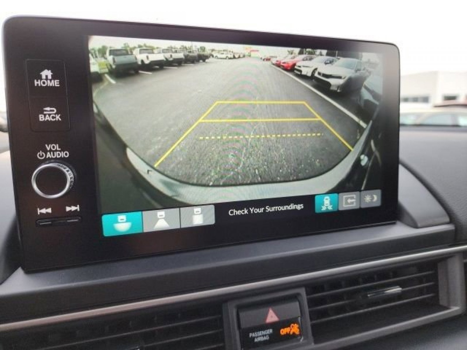 New 2025 Honda Pilot Touring image 31
