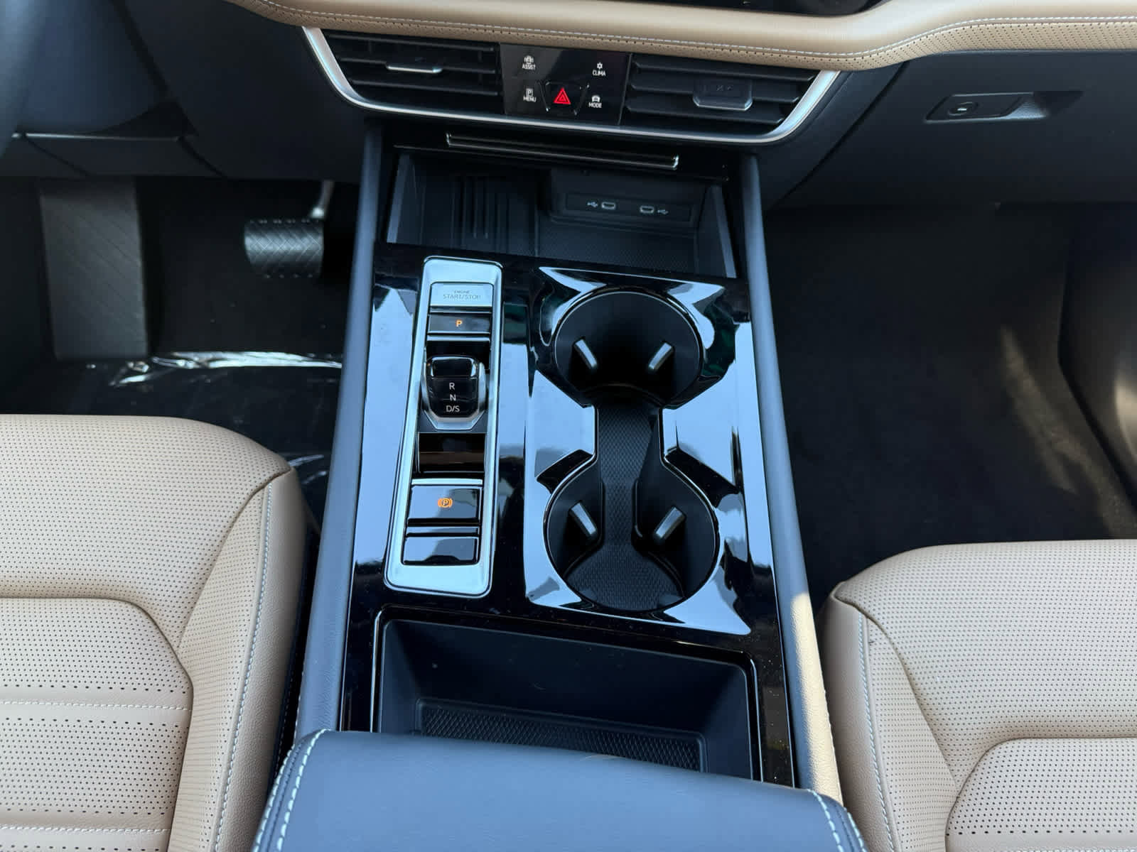 New 2026 Volkswagen Atlas Cross Sport SEL image 22