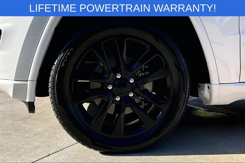 Used 2019 Jeep Grand Cherokee Altitude RWD image 11