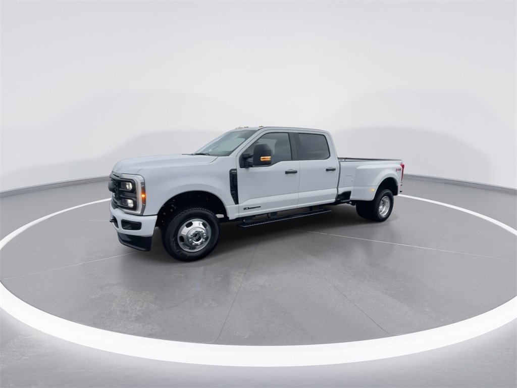 New 2026 Ford F350 XL w/ STX Appearance Package image 4