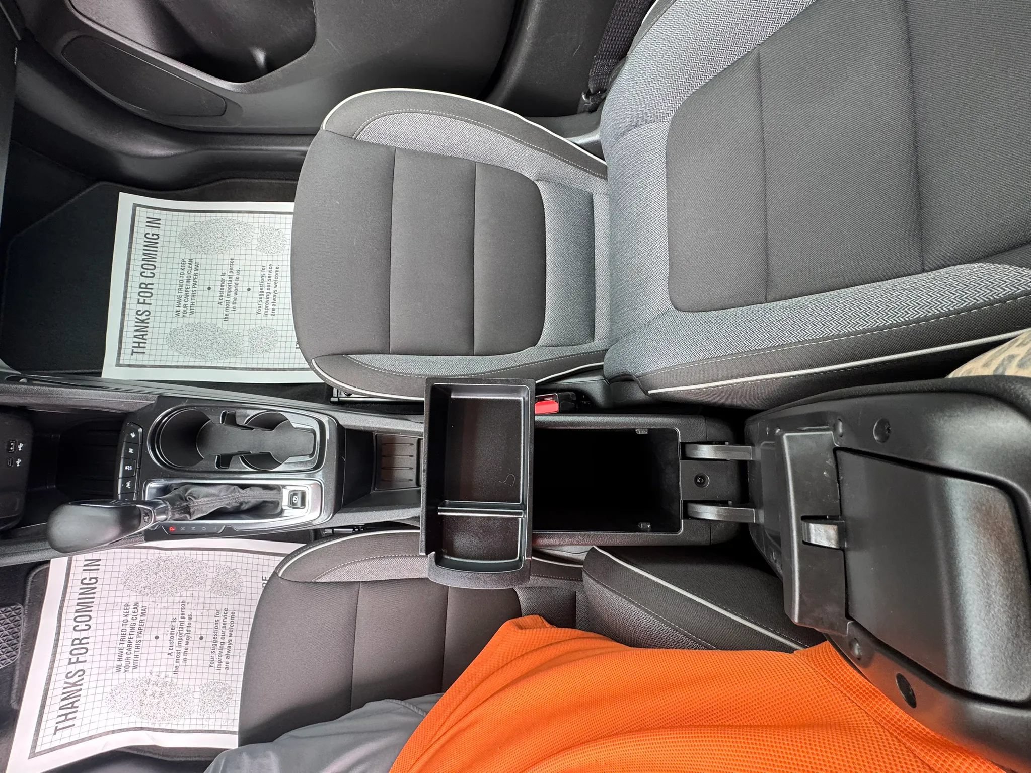 Used 2025 Chevrolet TrailBlazer LT w/ LT Cold Weather Package FWD image 23