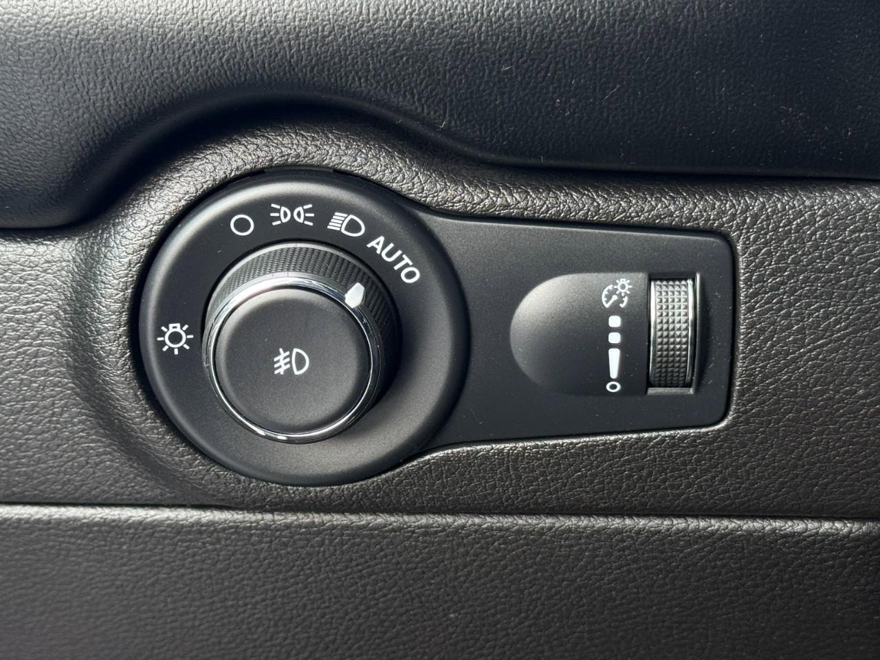 Used 2021 Dodge Durango R/T image 21