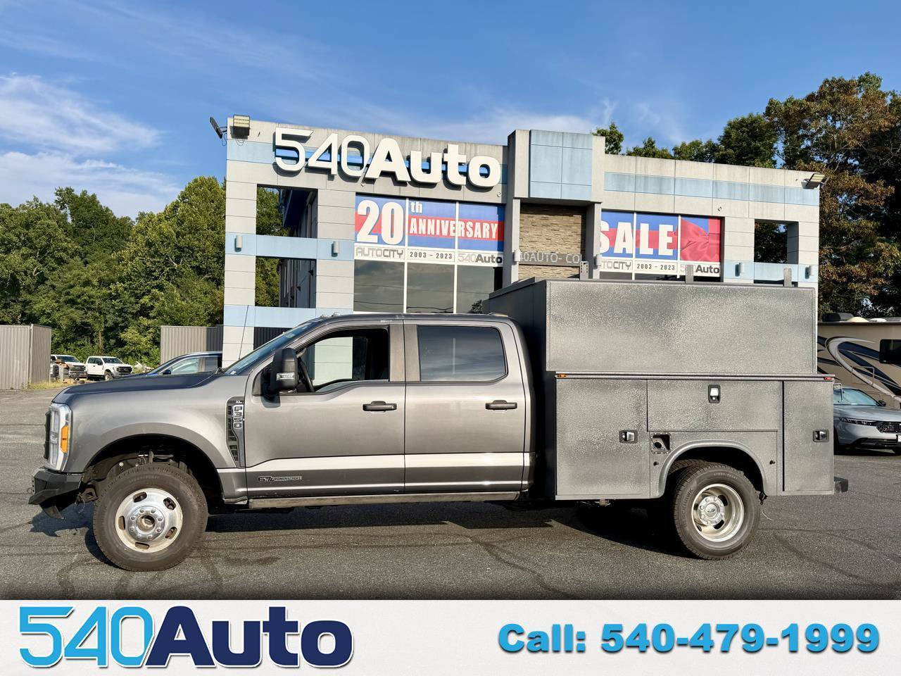 Used 2023 Ford F350 XL w/ 360-Degree Camera Package AWD/4WD image 1
