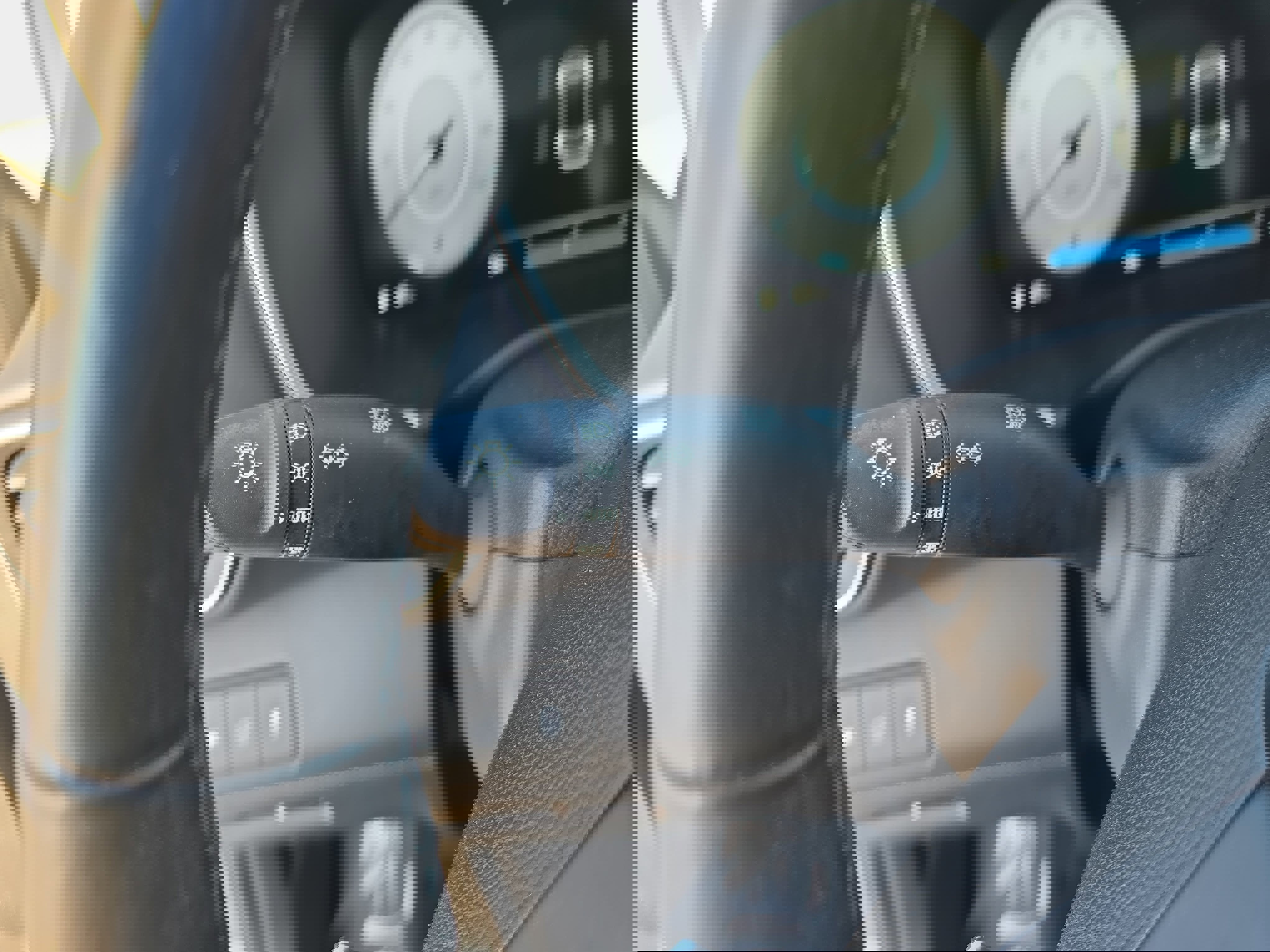 Used 2022 Hyundai Santa Fe Limited AWD/4WD image 26