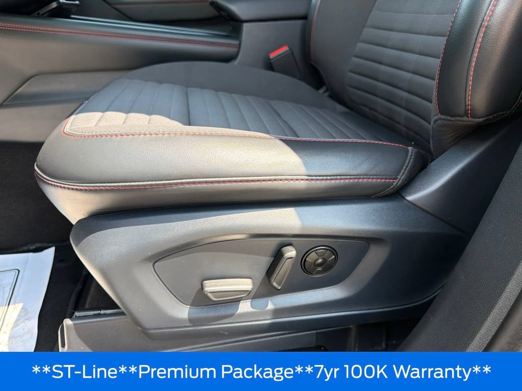 Used 2025 Ford Explorer ST-Line w/ Premium Package AWD/4WD image 25