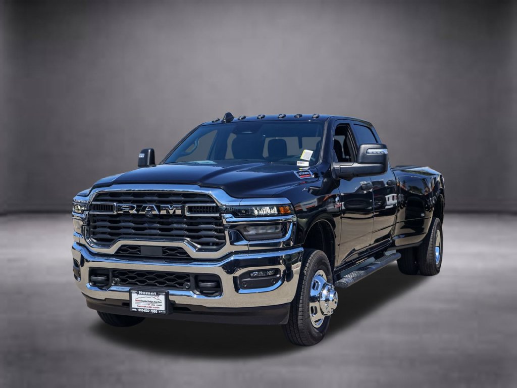 New 2026 RAM 3500 Tradesman AWD/4WD image 9
