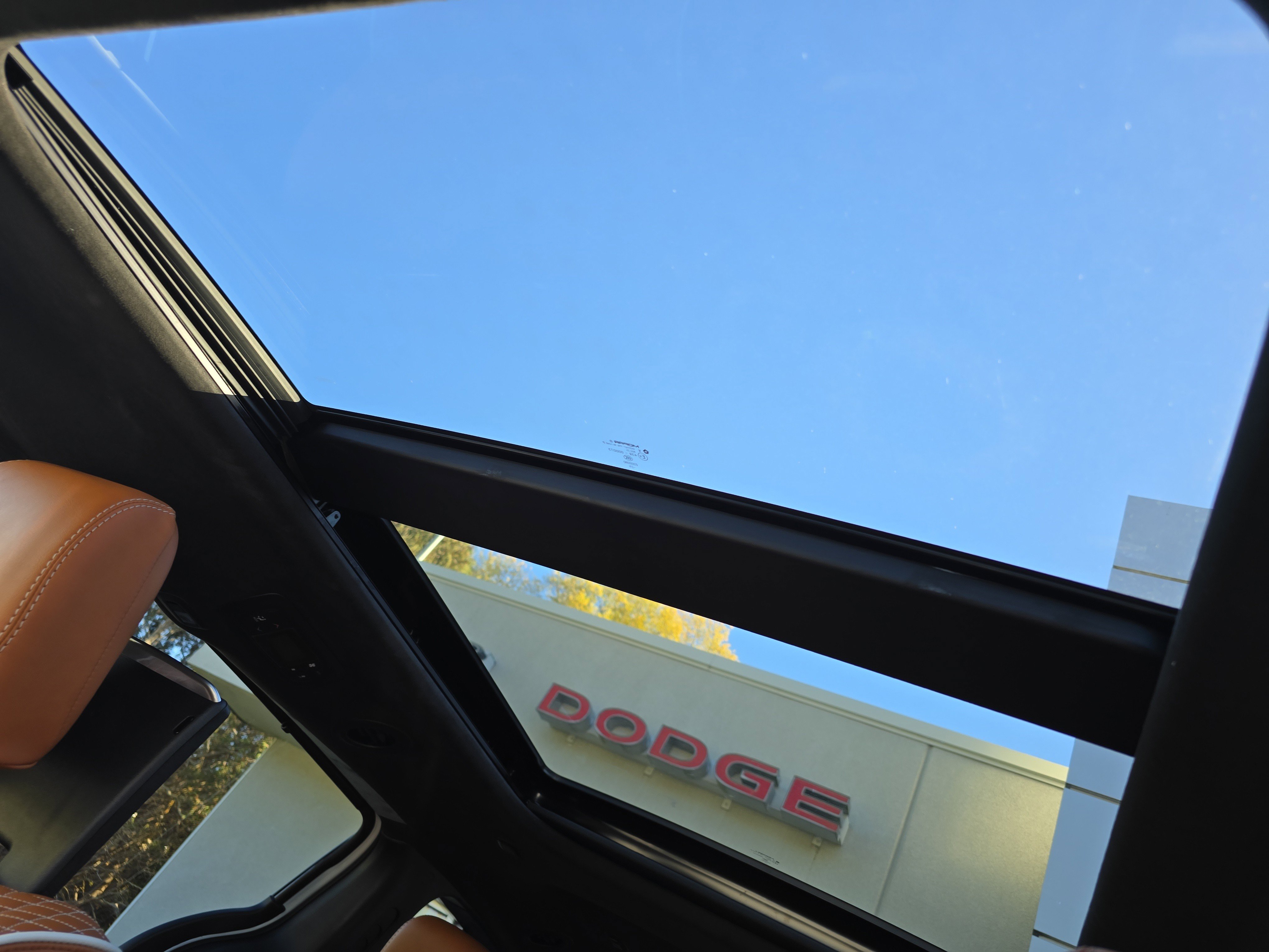 New 2026 Chrysler Pacifica Pinnacle image 36