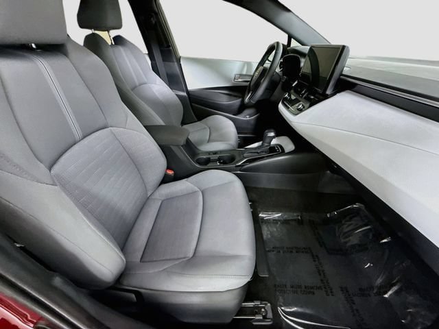 Certified 2026 Toyota Corolla SE w/ Carpet Mat Package (TMS) FWD image 27