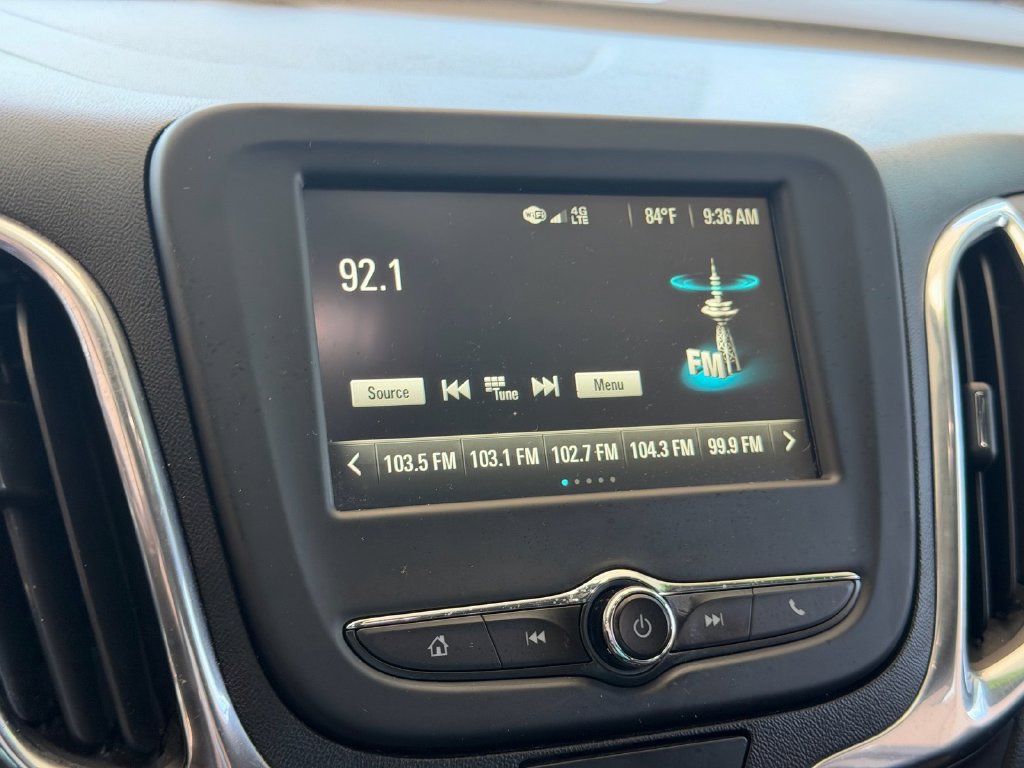 Used 2018 Chevrolet Equinox LT FWD image 20