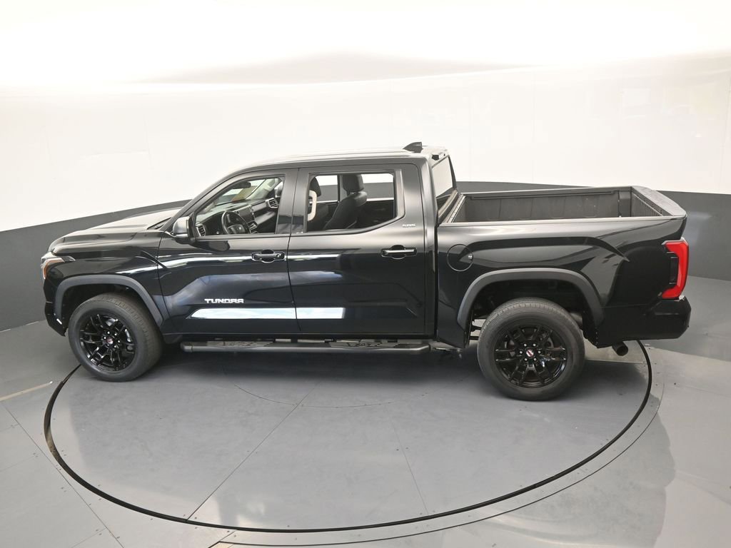 Used 2023 Toyota Tundra SR5 w/ SR5 Premium Package AWD/4WD image 47