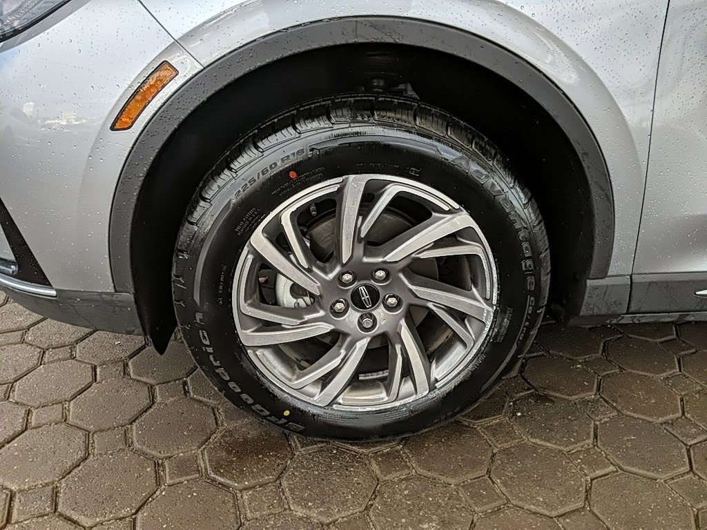 Used 2023 Lincoln Corsair FWD w/ Equipment Group 101A image 9