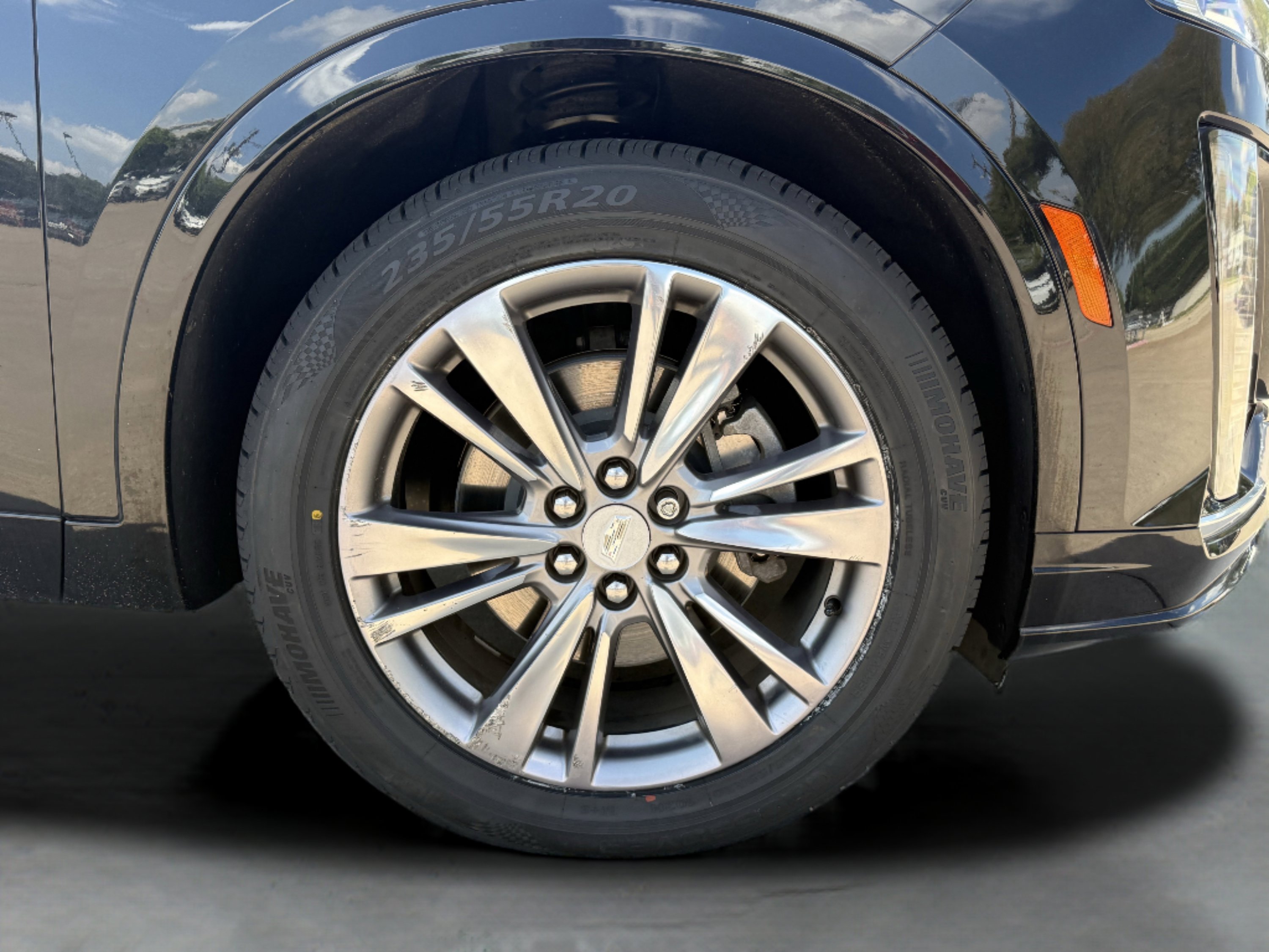 Used 2020 Cadillac XT6 Premium Luxury image 15