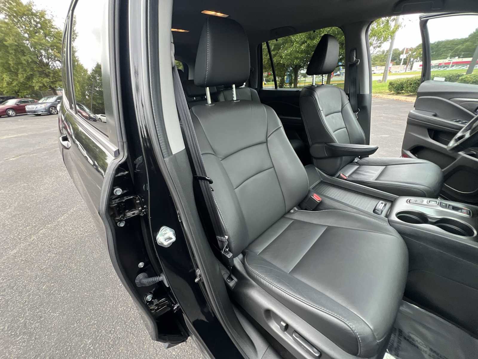 Certified 2022 Honda Pilot Special Edition image 27
