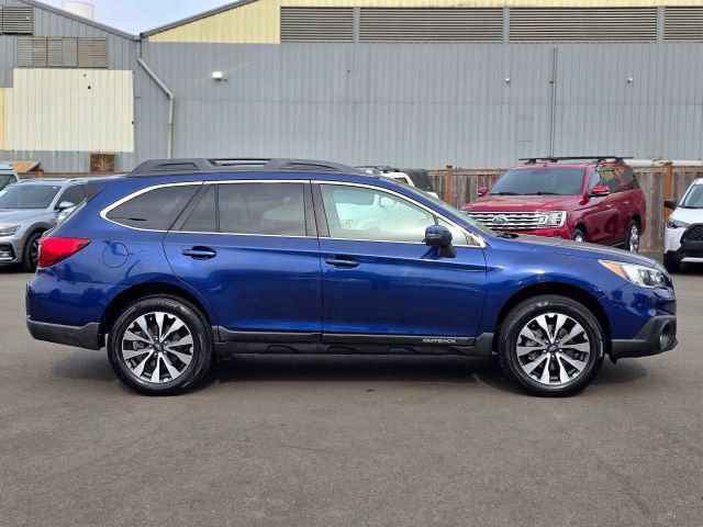 Used 2015 Subaru Outback 2.5i Limited AWD/4WD image 8