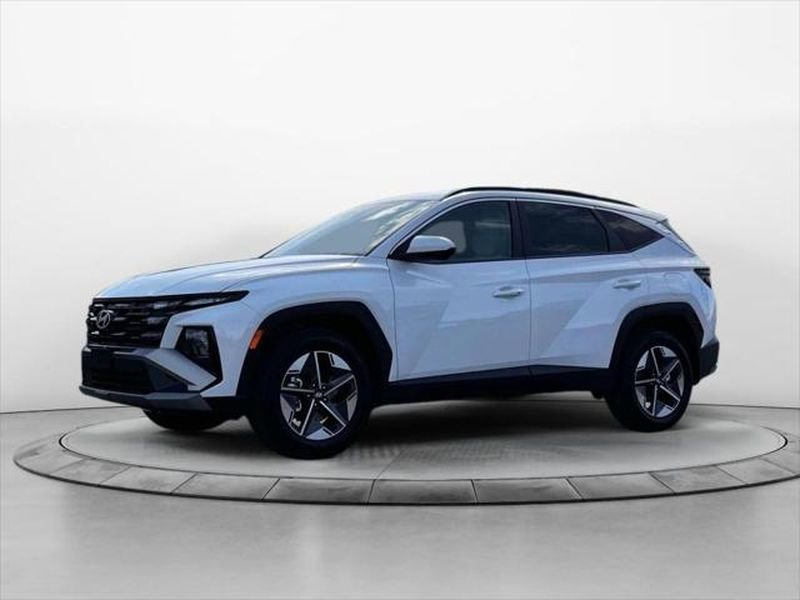 New 2026 Hyundai Tucson SEL AWD/4WD image 2