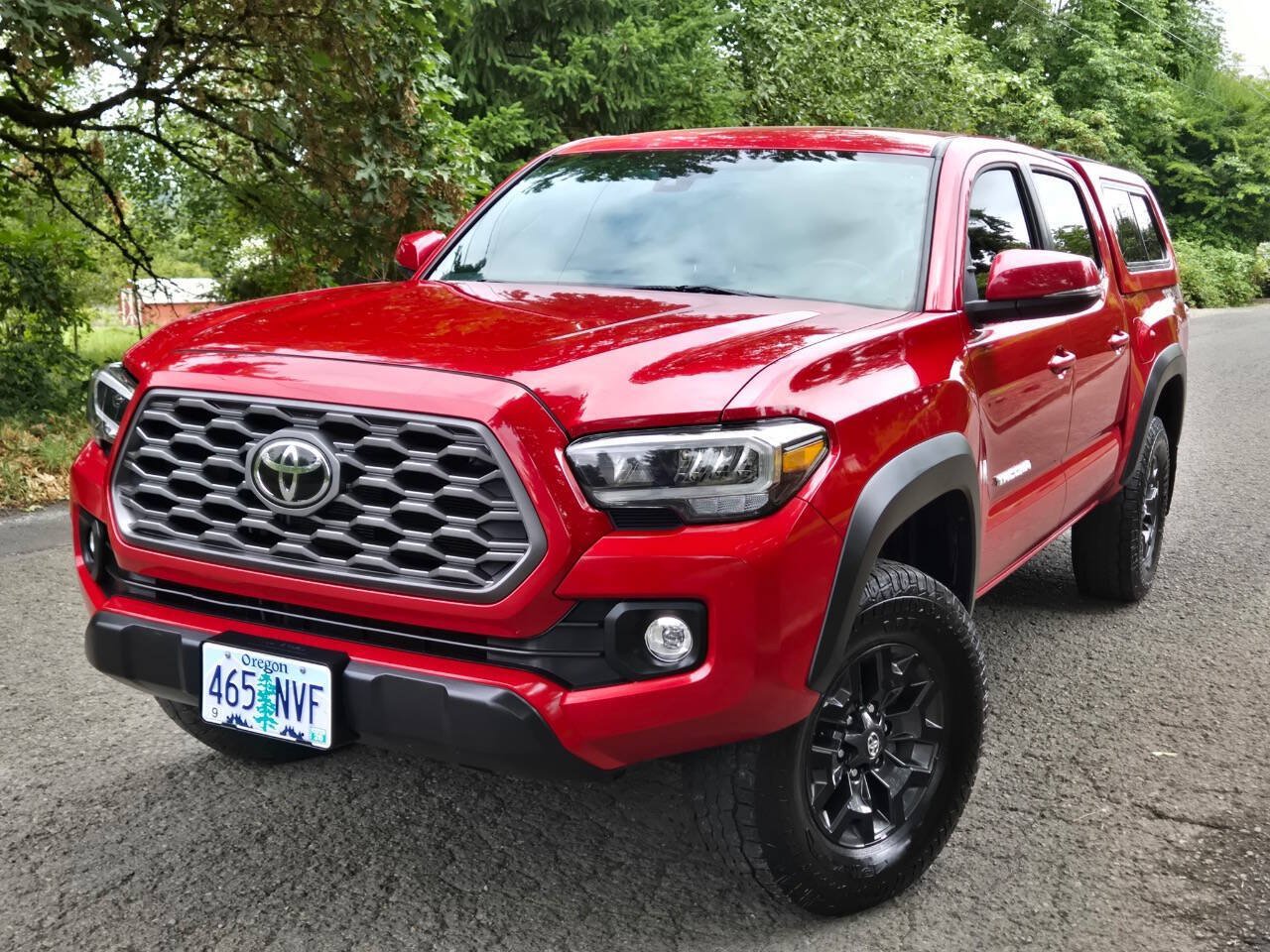 Used 2021 Toyota Tacoma TRD Off-Road w/ Technology Package AWD/4WD image 4