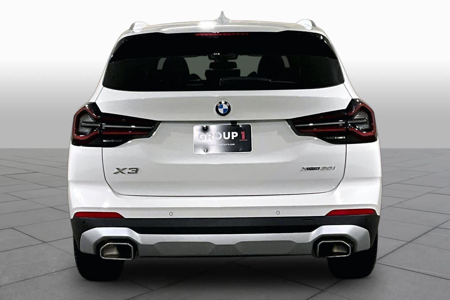 Used 2024 BMW X3 xDrive30i w/ Premium Package AWD/4WD image 4