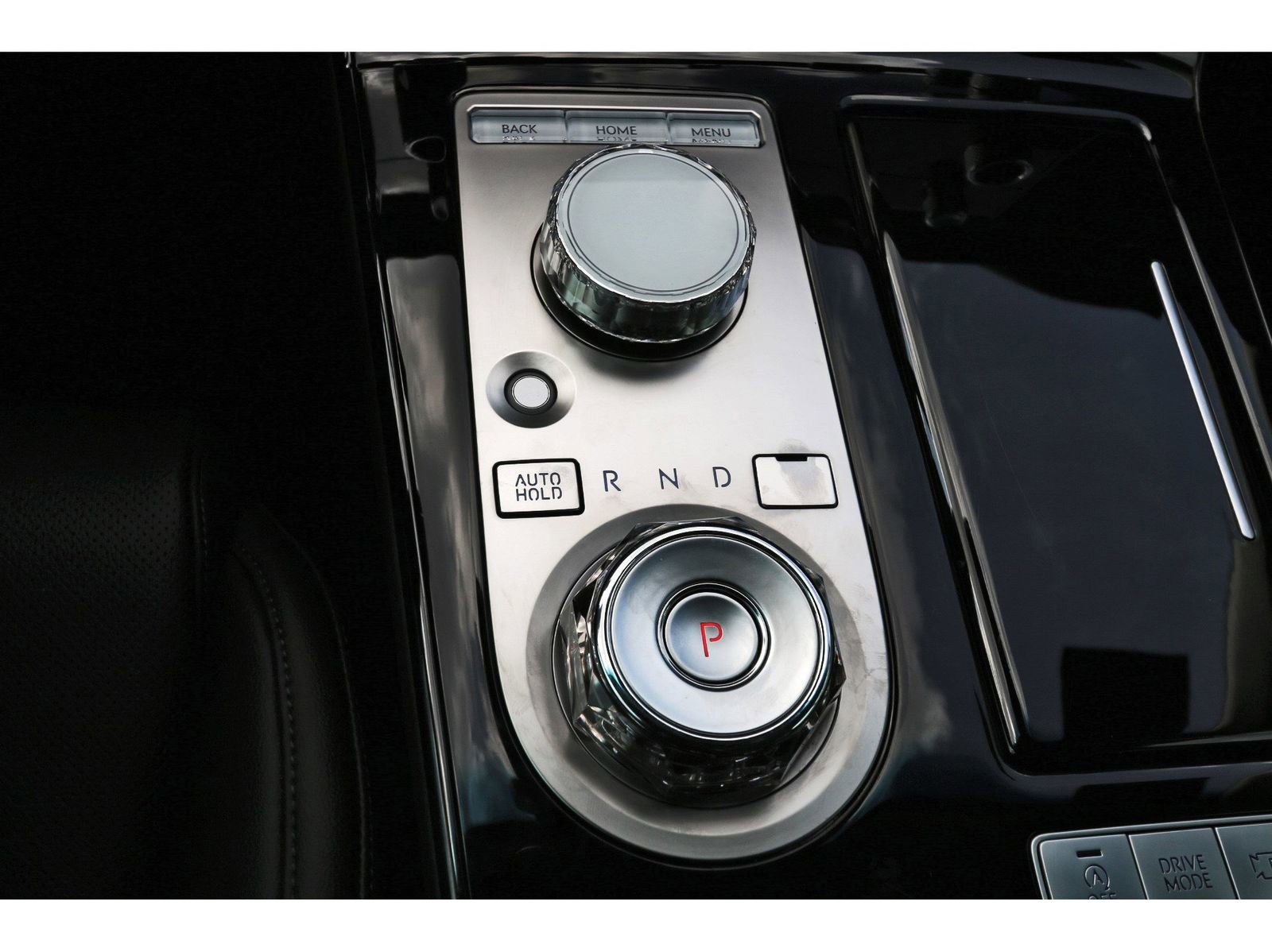 Used 2025 Genesis G80 2.5T image 28