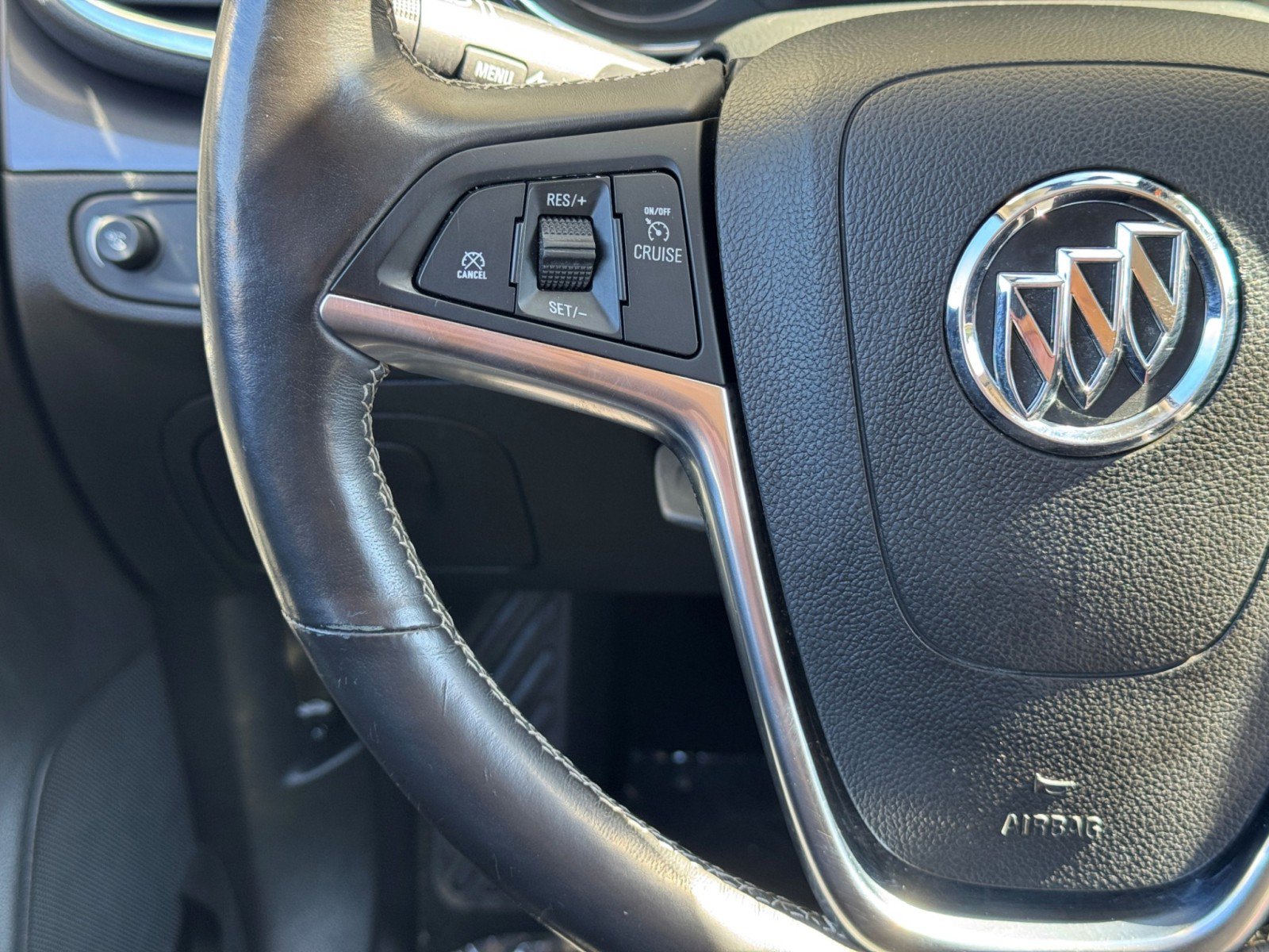 Used 2019 Buick Encore Essence FWD image 20