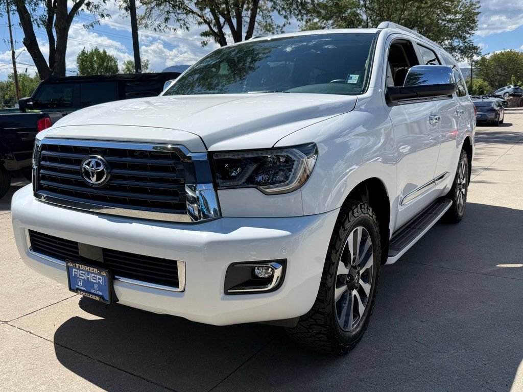 Used 2018 Toyota Sequoia Limited w/ Safety & Convenience Package AWD/4WD image 8