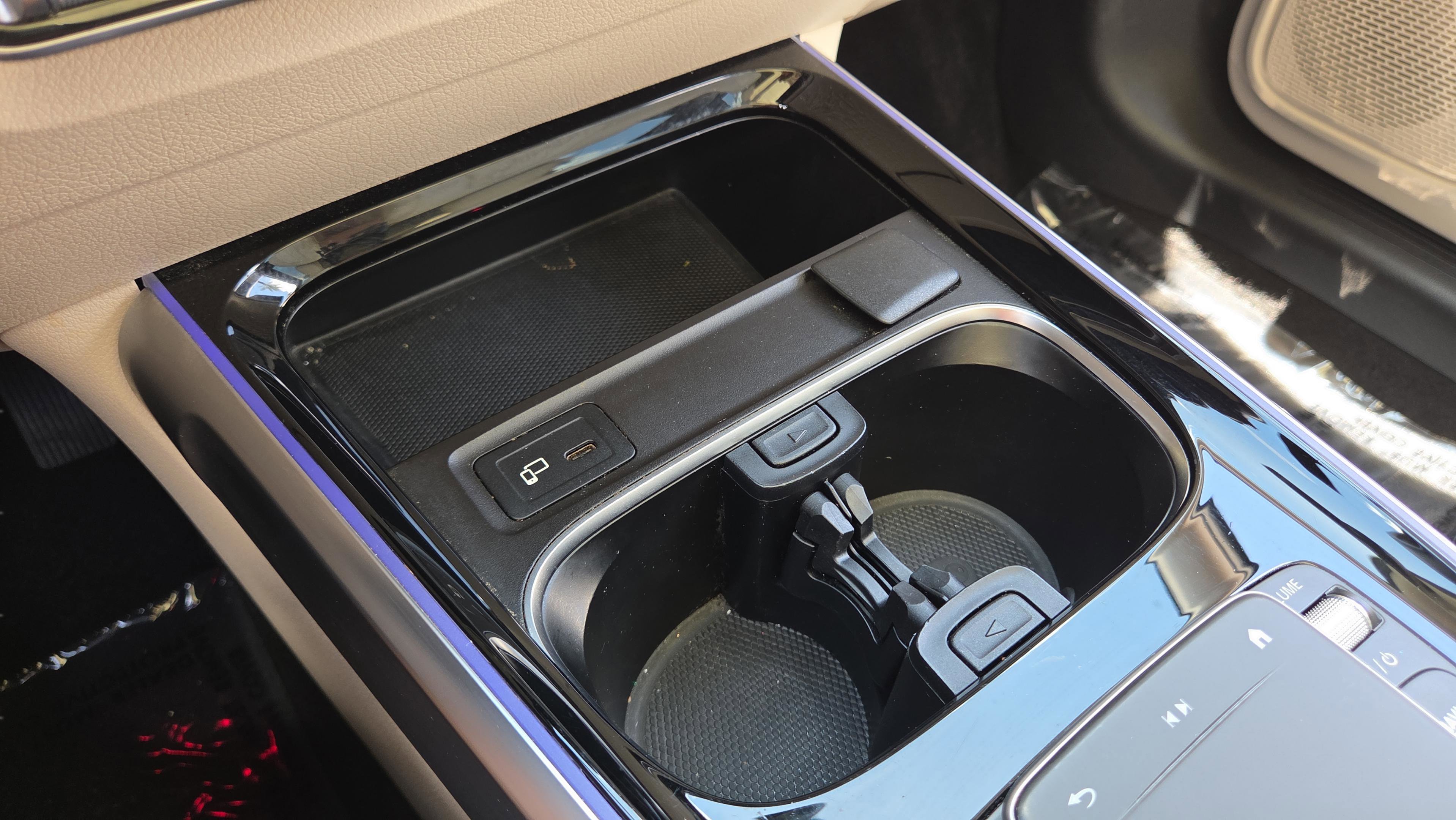 Certified 2022 Mercedes-Benz GLB 250 image 32