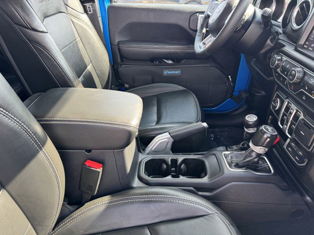 Certified 2022 Jeep Wrangler Unlimited Sahara w/ Cold Weather Group image 8