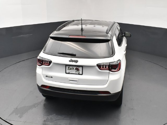 New 2026 Jeep Compass Limited AWD/4WD image 17