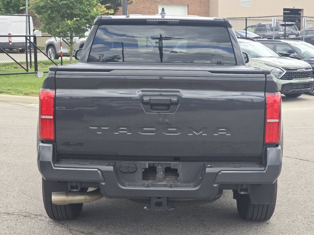 Used 2024 Toyota Tacoma TRD Sport AWD/4WD image 13