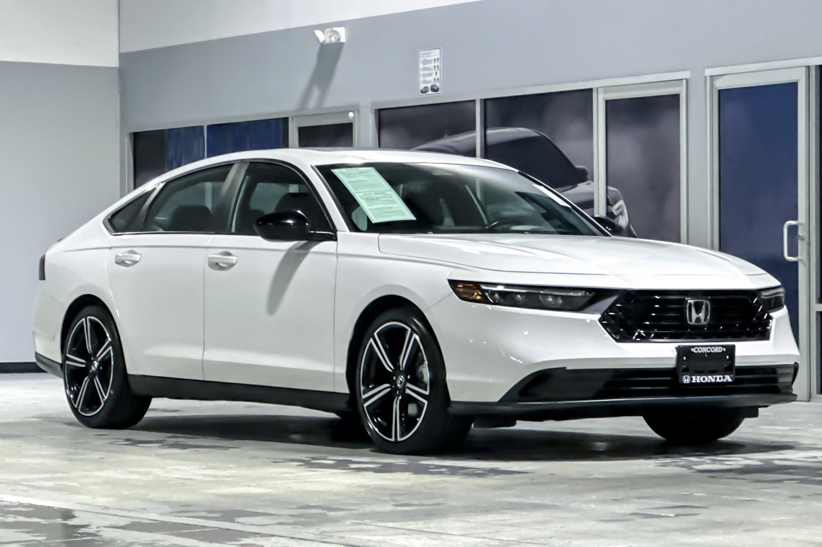 Used 2023 Honda Accord Sport image 6