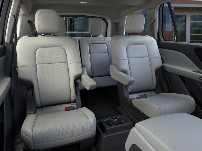 New 2026 Lincoln Aviator AWD image 33
