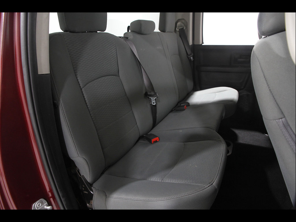 Used 2019 RAM 1500 Express w/ Express Value Package AWD/4WD image 16