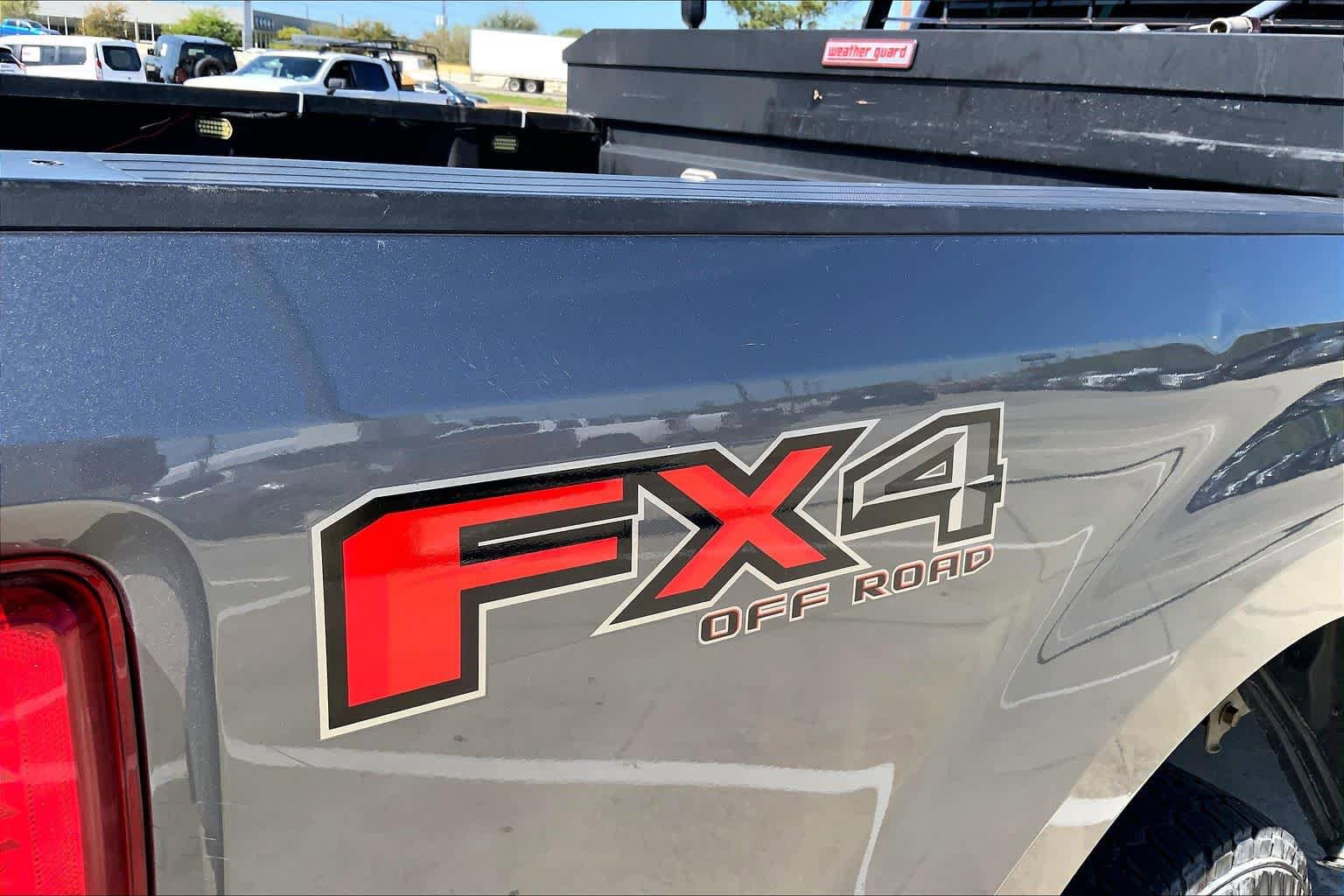 Used 2022 Ford F250 XLT w/ XLT Value Package AWD/4WD image 10