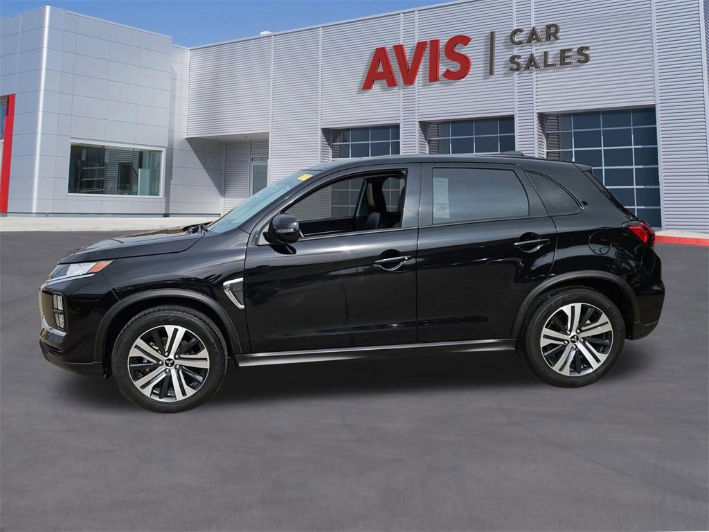 Used 2025 Mitsubishi Outlander Sport SE image 2